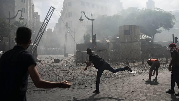 Mindestens 130 Verletzte bei Demonstration in Beirut