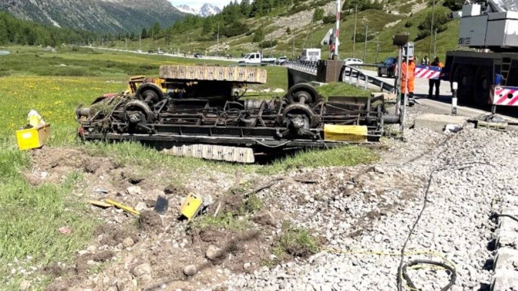 Der unkontrolliert bergab rasende Güterwagen wurde mit einer bewusst herbeigeführten Entgleisung gestoppt. (Archivbild)