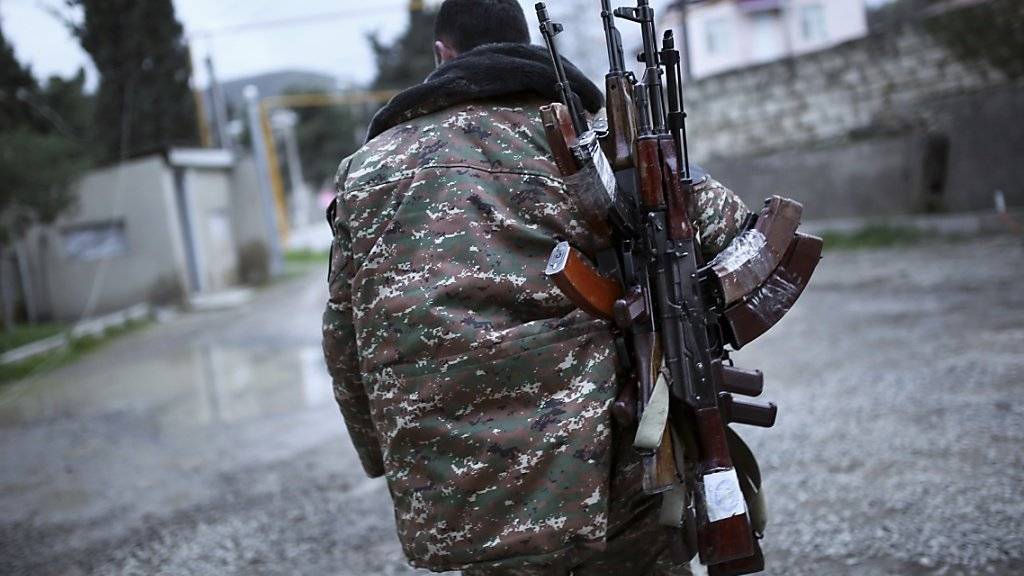 Aserbaidschan und die Region Berg-Karabach haben einen Waffenstillstand vereinbart.