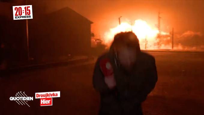 Russische Rakete explodiert hinter TV-Reporter während Liveschaltung