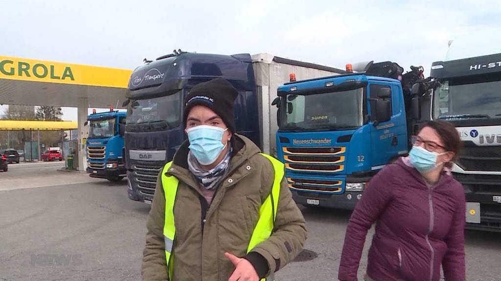 Zum 18. Geburtstag: LKW-Fahrer erfüllen Herzenswunsch vom handicapierten Kim