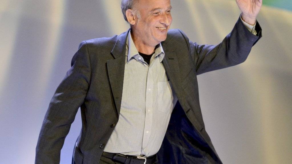 Der Schweizer Theaterregisseur Luc Bondy, hier bei einer Preisverleihung im Jahr 2013, ist 67-jährig gestorben.
