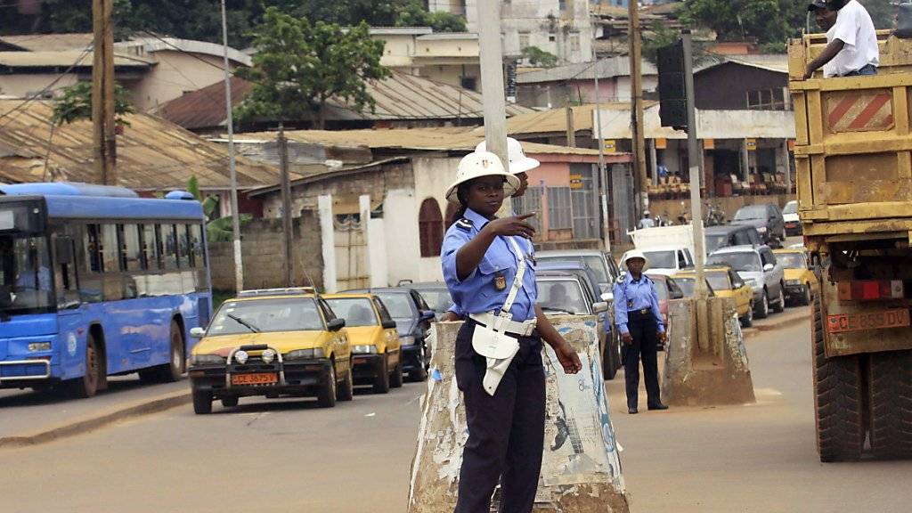 Der mutmassliche Täter ist von den kamerunischen Polizei in Yaoundé in Haft genommen worden (Archivbild von Yaoundé)