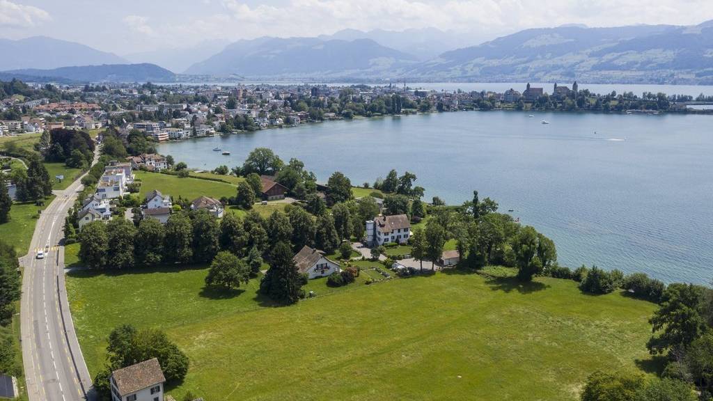 Das Anwesen von Roger Federer am Zürichsee.