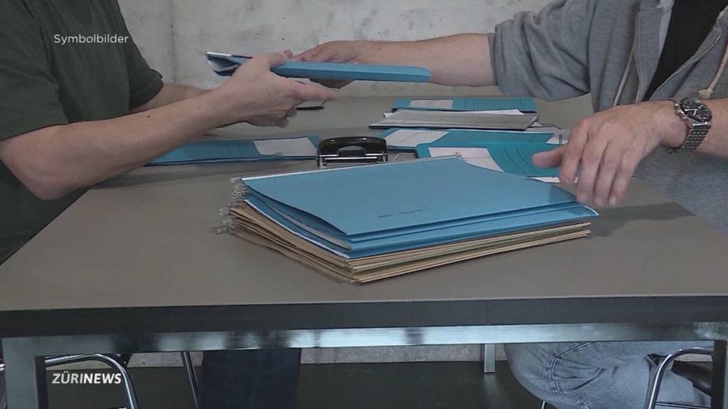 Spitäler, Arztpraxen und Apotheken sollen elektronische Patientendossiers führen