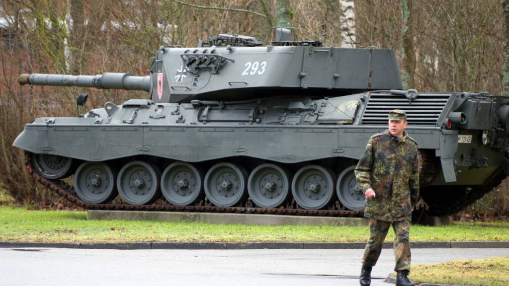 Der Bundesrat will keinen der 96 in Italien eingelagerten Leopard-1-Kampfpanzer in die Ukraine reexportieren. (Archivbild eines Panzers der deutschen Bundeswehr)