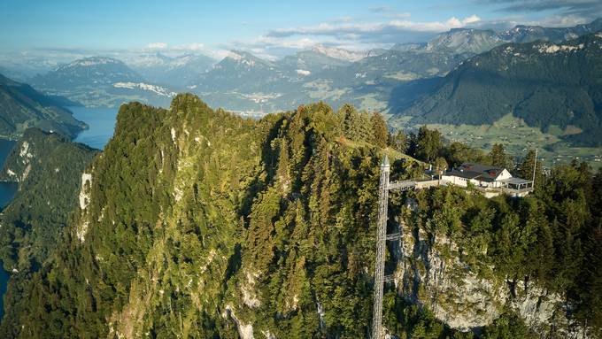 Tellpass Ausflugsfahrt mit dem Hammetschwand-Lift – 58 Sekunden Adrenalin pur!