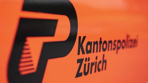 Velofahrerin bei Streifkollision mit Auto in Männedorf verletzt
