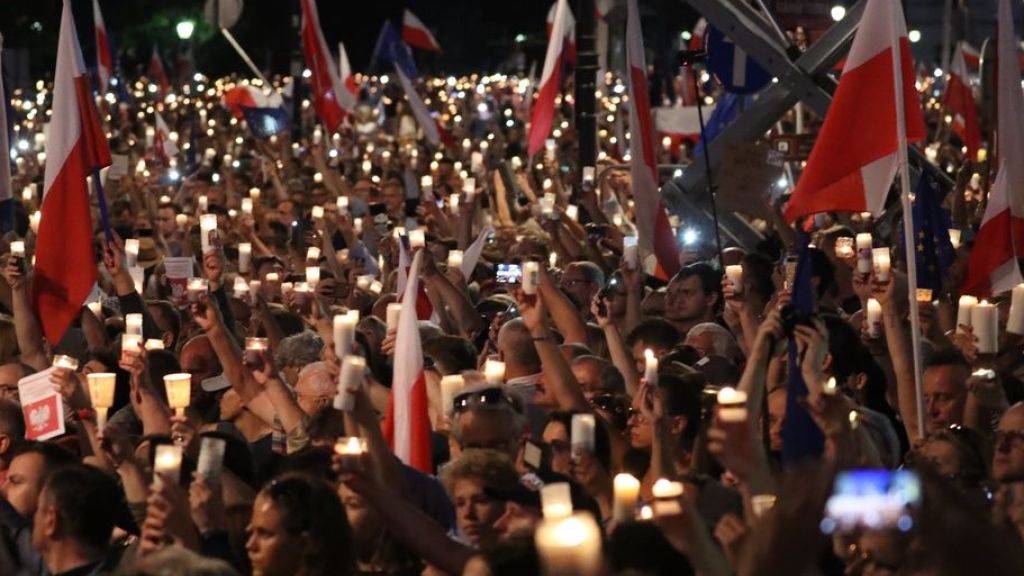 Die umstrittene Justizreform hatte in Polen Massendemonstrationen ausgelöst. (Archivbild)