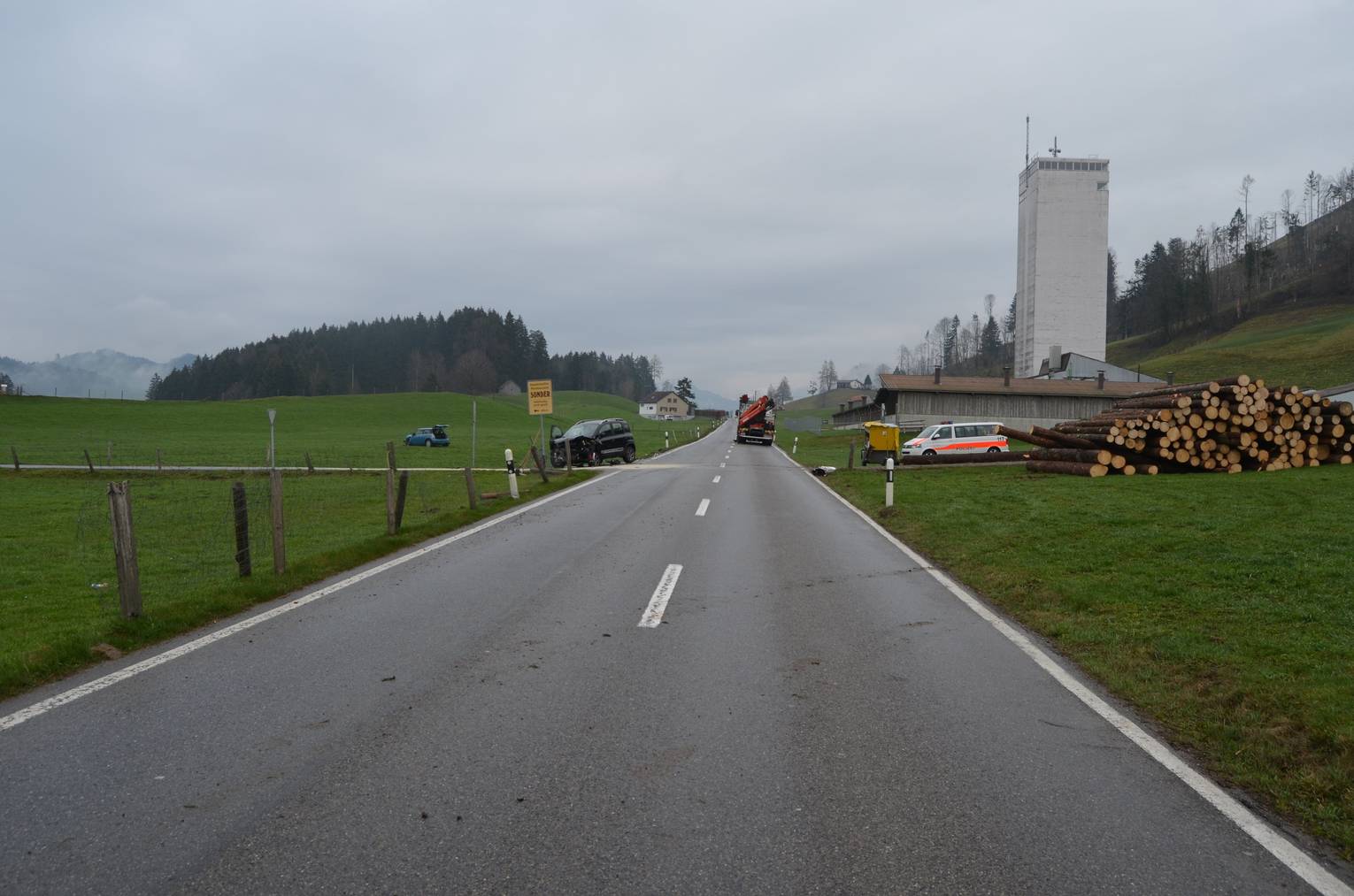 Drei Autos waren in den Unfall involviert. (Bild: Kapo AR)