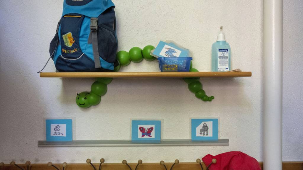 In einer Kita in Zürich brach am Montag ein Brand aus. Die  Polizei nahm in diesem Zusammenhang eine Mitarbeiterin fest. (Symbolbild)