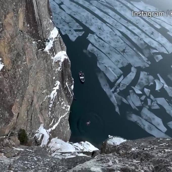 Bäuchlings in den Fjord: Norweger stellt neuen Weltrekord im «Death Diving» auf