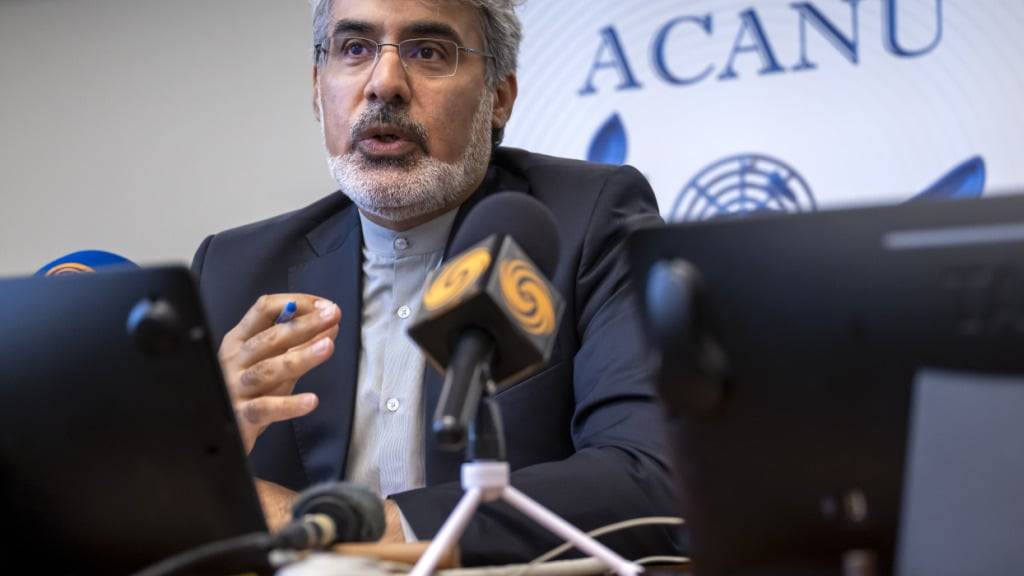 Der iranische Botschafter bei den Vereinten Nationen in Genf, Ali Bahreini, lehnt nach der israelischen Offensive jedes Verhandlungsszenario ab.