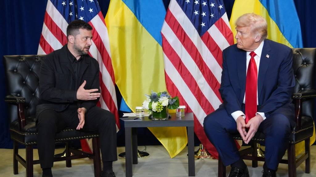 US-Präsident Donald Trump trifft sich mit dem ukrainischen Präsidenten Wolodymyr Selenskyj am Rande der Generaldebatte der UN-Vollversammlung. Foto: Evan Vucci/AP/dpa