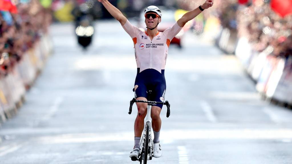 Auf der Strasse konnte Mathieu van der Poel noch jubeln