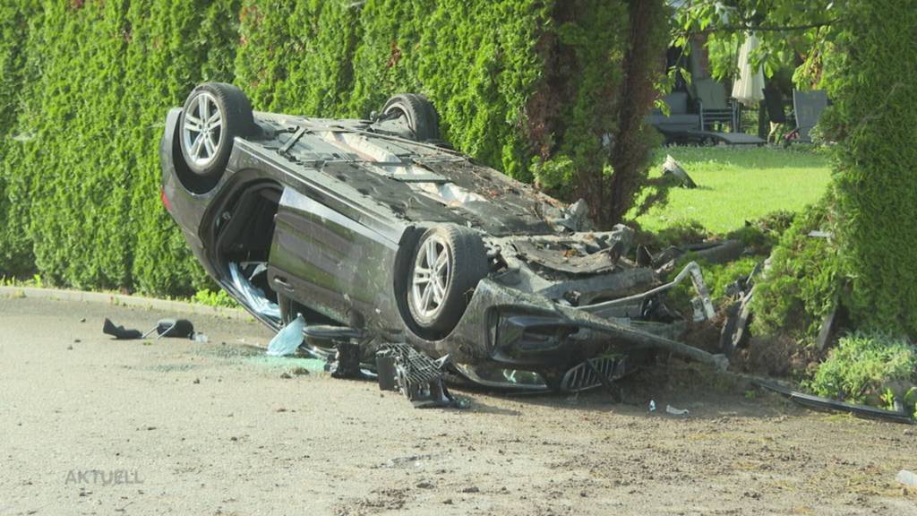 Betrunkener Lenker in Wohlen schwer verunfallt