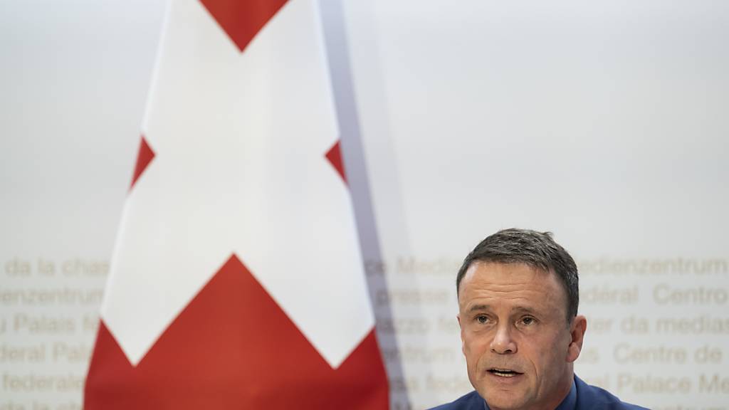 Regierungsrat und Vorsteher der Sicherheitsdirektion des Kantons Bern, Philippe Müller, ruft dazu auf, keine weiteren Palästina-Kundgebungen durchzuführen. (Archivbild)