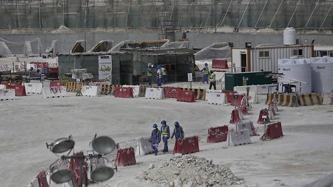 Arbeiter auf WM-Baustelle in Katar über Monate nicht bezahlt