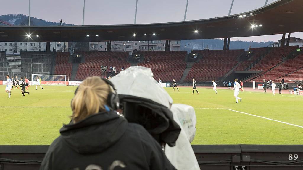 Zürcher Letzigrund-Stadion erhält energiesparende LED-Beleuchtung