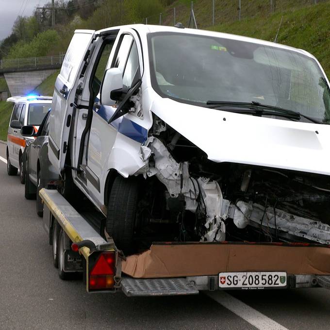 Heftige Frontalkollision – Umfahrungsstrasse stundenlang gesperrt