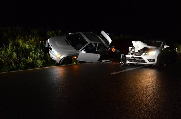 Hölstein BL, 10. Mai: Um eine Kollision mit einem Wildtiert zu vermeiden, riss ein 20-jähriger Lenker einen Vollstopp. Das Fahrzeug hinter ihm fuhr seinem Fahrzeug daraufhin frontal auf.