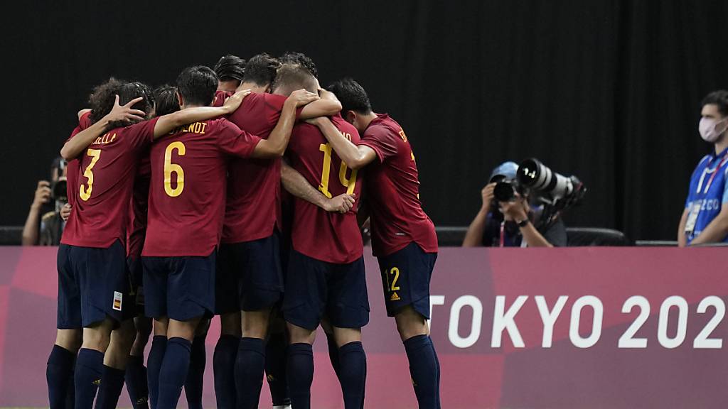 Spaniens Olympia-Fussballer jubeln über den Halbfinal-Einzug