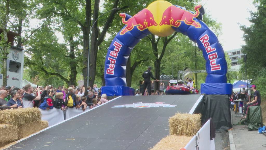 Kreatives RedBull-Seifenkistenrennen