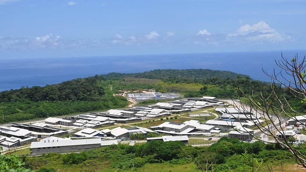 Im australischen Haftzentrum auf Christmas Island hat es einen  Aufstand gegeben, nachdem ein anerkannter Asylbewerber auf der Insel ums Leben gekommen war.