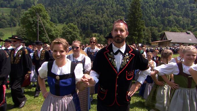 Damian Betschart unterwegs am Innerschweizer Trachtenfest