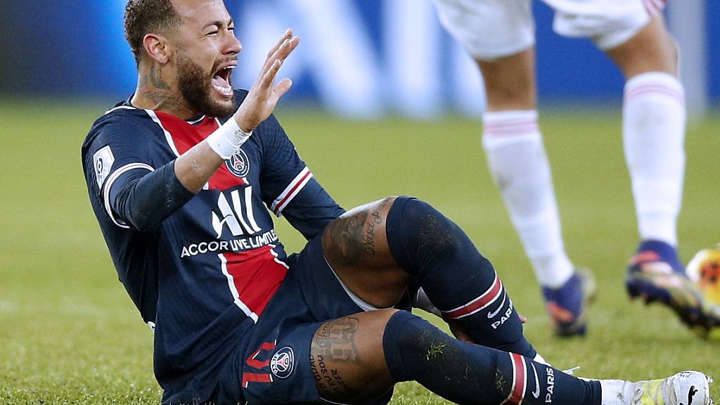 Neymar verletzte sich am letzten Sonntag bei der PSG-Niederlage gegen Lyon am Knöchel