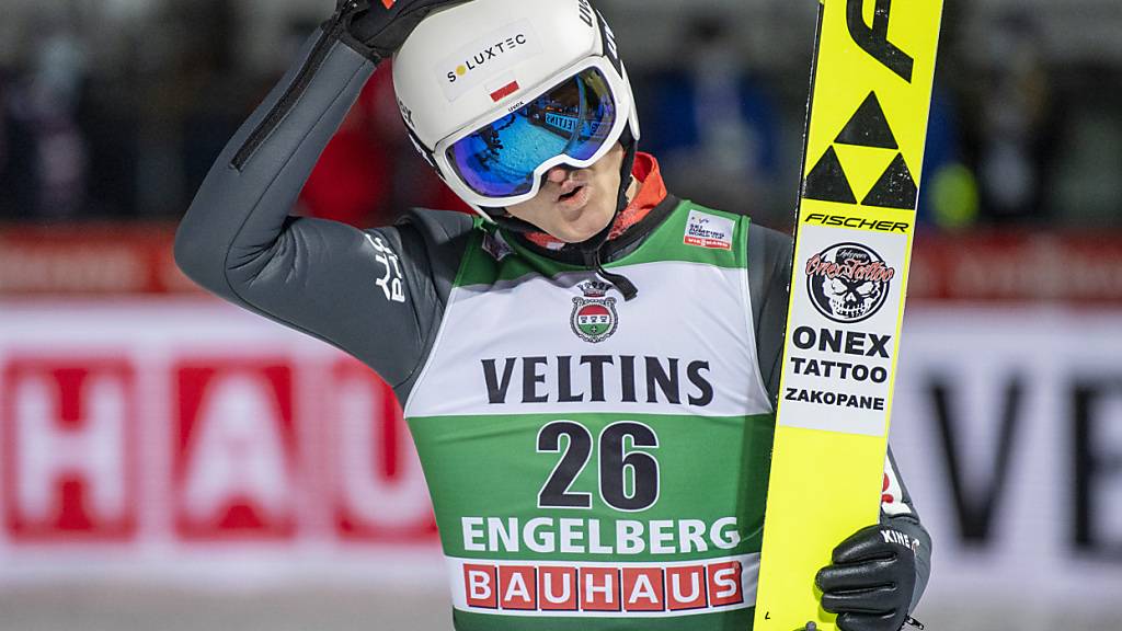Der polnische Skispringer Andrzej Stekala bei einem Wettbewerb in Engelberg OW im Jahr 2020. (Archivbild)
