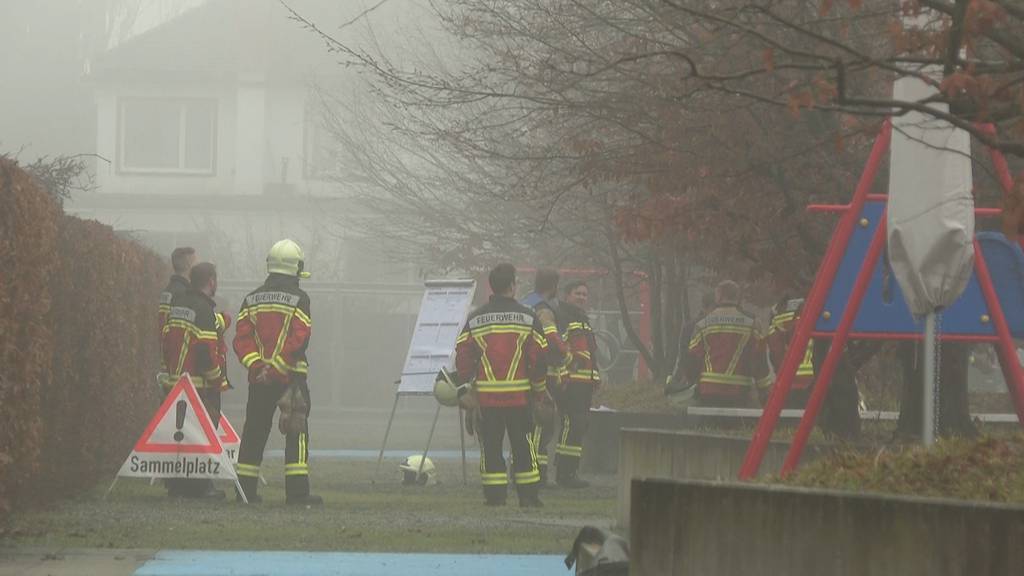Sitzlounge brennt in Spreitenbach – Polizei vermutet technischen Defekt als Ursache