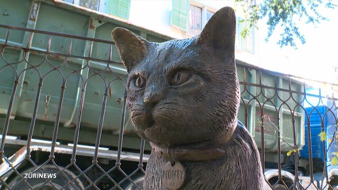 Geklaute Monty-Statue wieder zurück