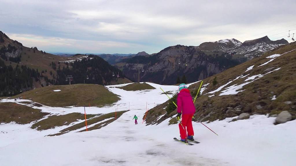 Im Hoch-Ybrig bleiben nach dem Schnee auch die Skifahrer aus