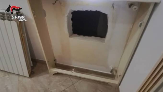 Mafia-Boss in kleinem Wandversteck in Italien gefasst