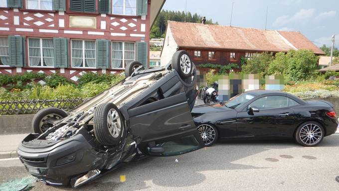 Auffahrkollision fordert drei Verletzte