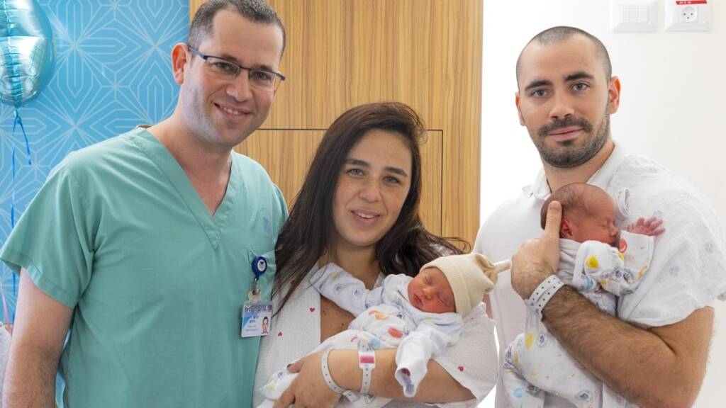 Klinik in Tel Aviv: Israelin mit zwei Gebärmüttern bekommt Zwillinge