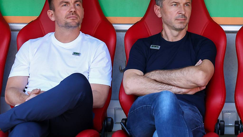 Der ehemalige FCZ-Sportchef Marinko Jurendic (rechts) vollzieht mit der Entlassung von Enrico Maassen (links) seinen ersten Trainerwechsel in der Bundesliga