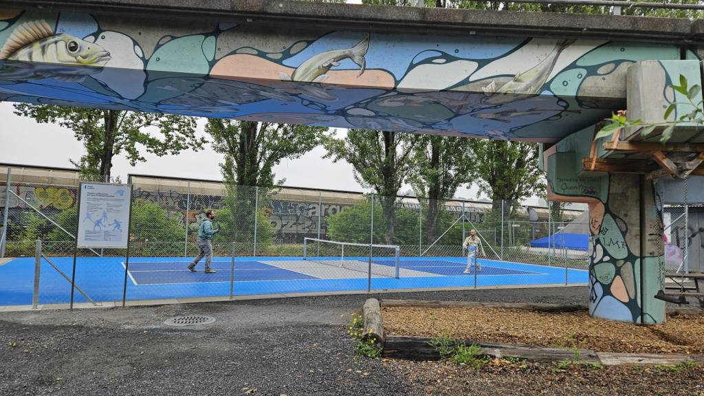 Die Zwischennutzung Werft in der Stadt Luzern wird mit einem Pickleball-Feld erweitert.