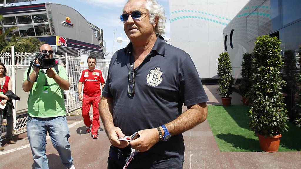 Der frühere Renault-Teamchef Flavio Briatore - hier im Mai 2010 in Monte Carlo - kehrt als Alpine-Chefberater in die Formel 1 zurück