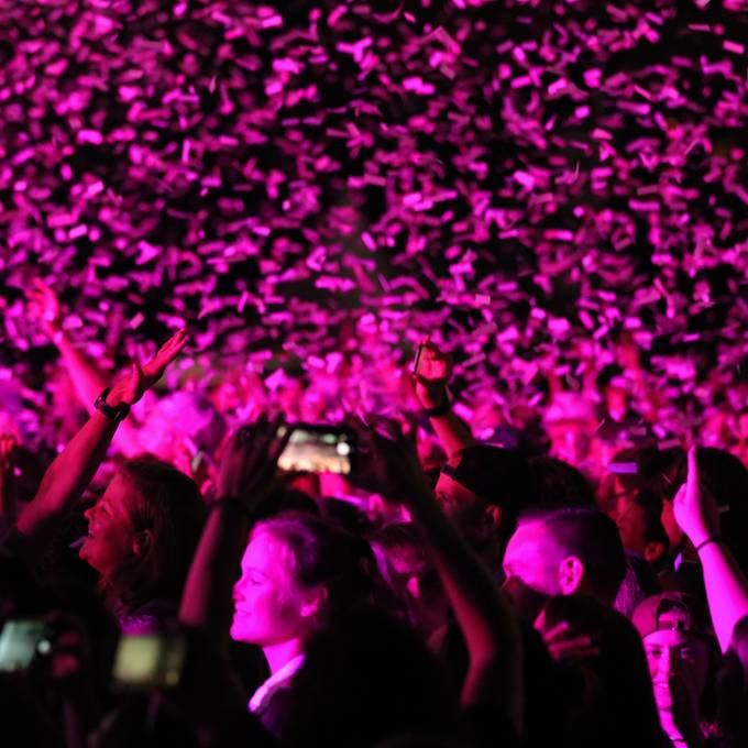 Gute Musik, Crowd-Surfen und ein frischgebackener Papa