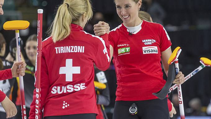 Schweizer Curlerinnen vor dem WM-Hattrick