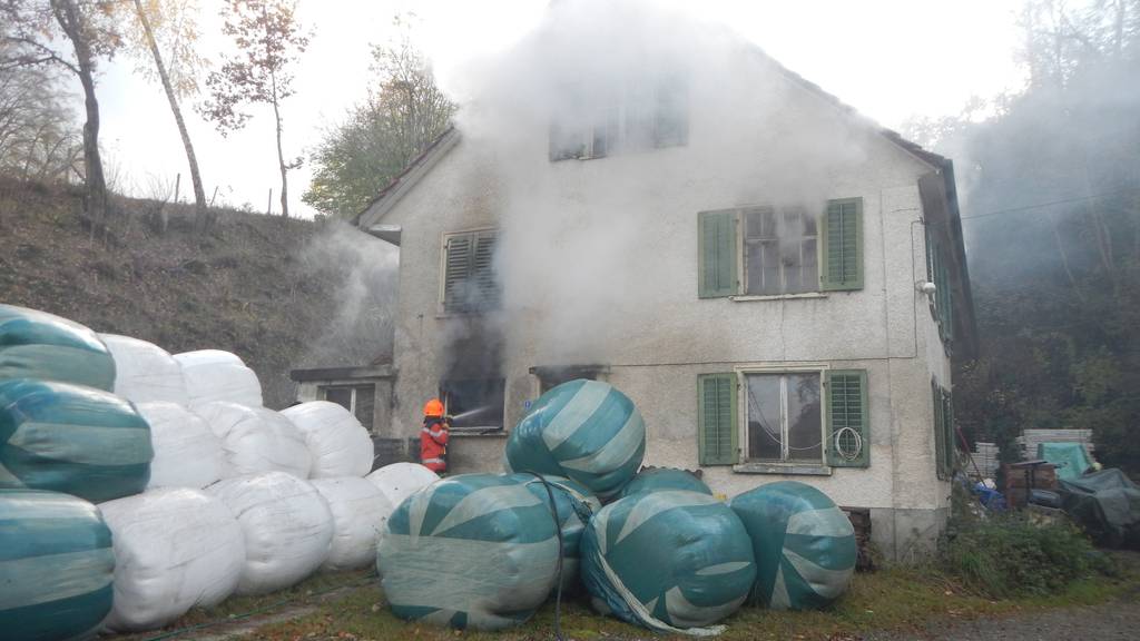 Das Haus im Ottoberg brannte am Samstagnachmittag.