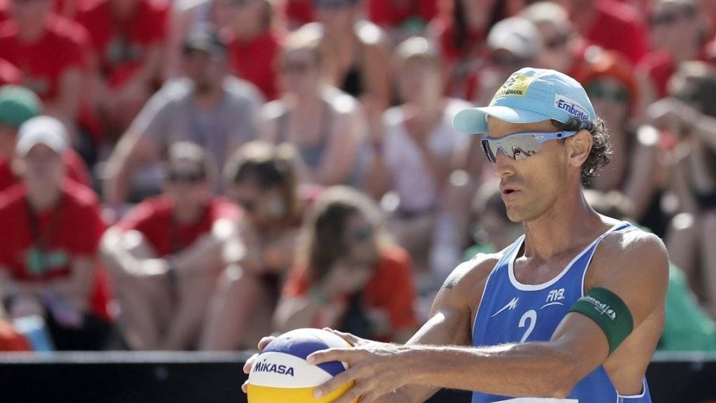 Der brasilianische Beachvolleyball-Star Emanuel Rego, hier im Juli 2013 am  Major-Series-Turnier in Gstaad, beendet im Alter von 42 Jahren seine erfolgreiche Karriere