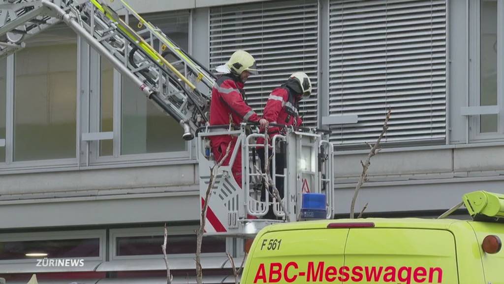 Chemiewehr-Einsatz bei SRF im Zürcher Leutschenbach