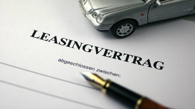 Zwei Aargauer fälschen Lohnabrechnungen für ein neues Auto