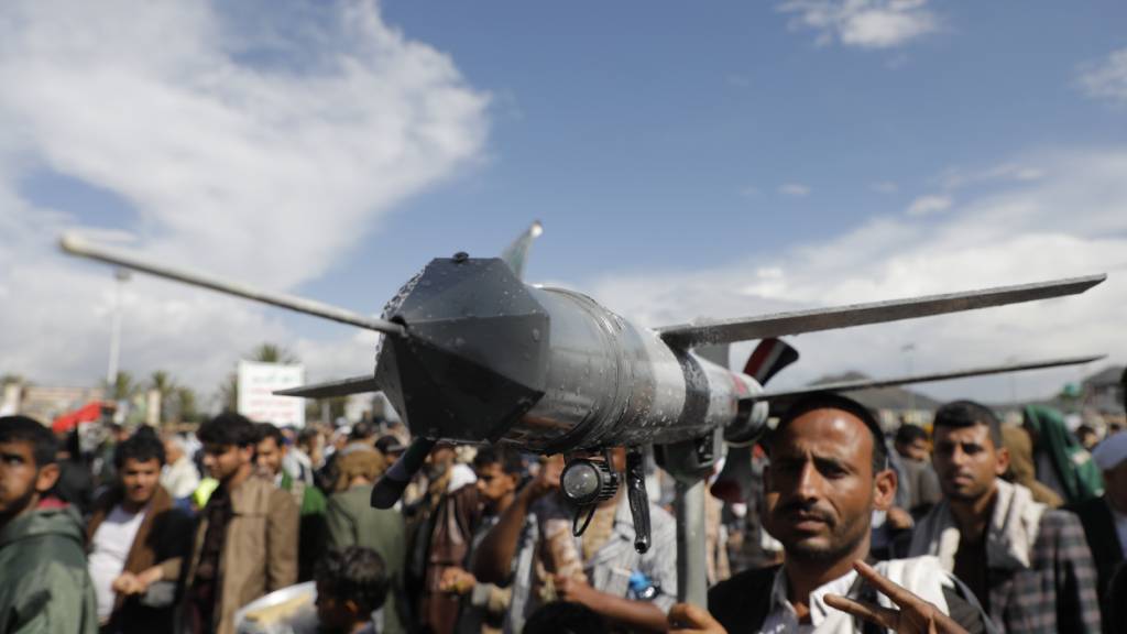 Luftangriff auf Flughafen in Sanaa im Jemen