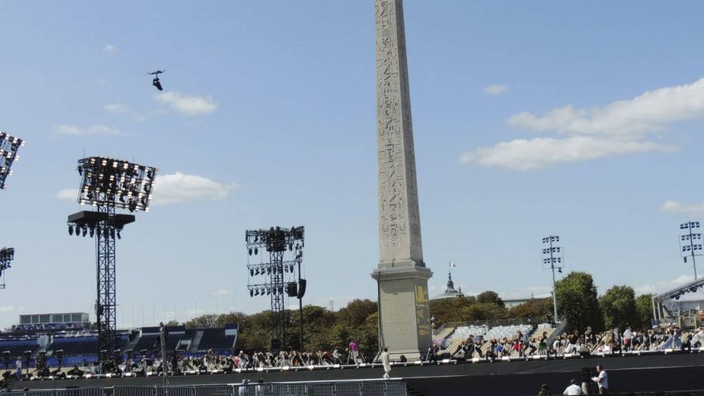 Auf der Place de la Concorde ist alles für die Eröffnungsfeier bereit