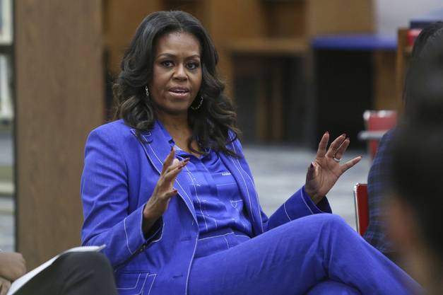Michelle Obama veröffentlicht Autobiografie - Buch bricht ...