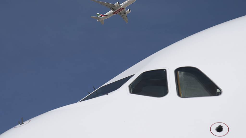 Zu dem Erfolg trugen laut dem Unternehmen die Beliebtheit der Kurzstreckenflugzeuge der A320-Familie und die A350-Langstreckenflugzeuge bei. (Archivbild)